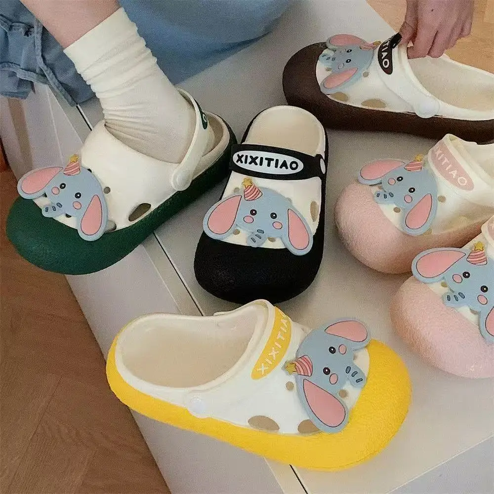 

Летающий слон, реальные фотографии, домашние и уличные сандалии с героями мультфильмов, женские летние нескользящие удобные новые тапочки Dumbo для девочек