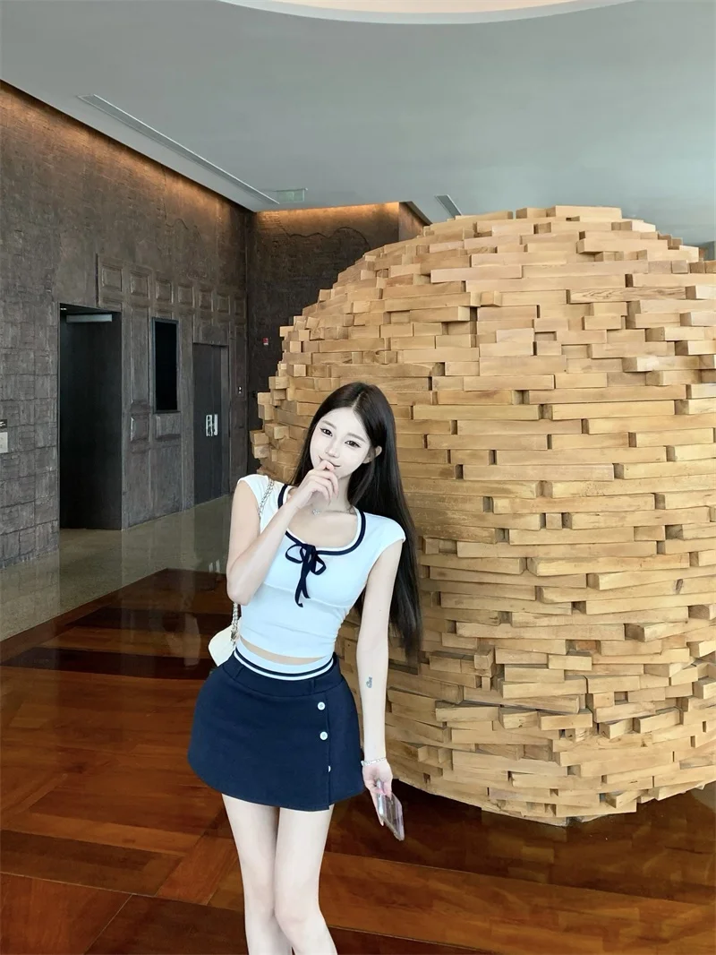 

Summer Knot U-Neck Short Sleeve T-Shirt Women's College Style Set High Waist Skirt Two Piece Set Fashionable C...