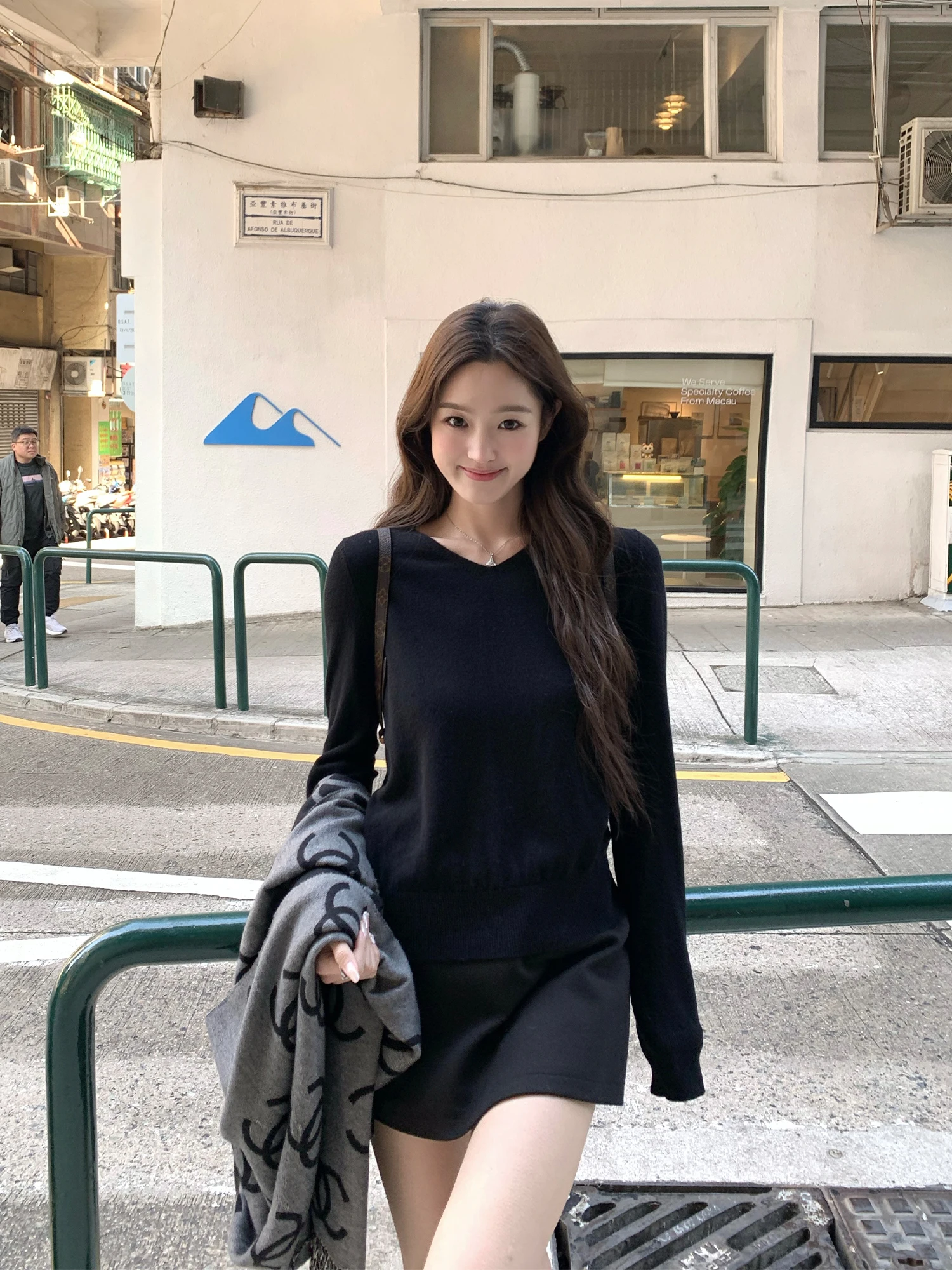 

Pusumede Casual Sle 00% Wool V-Ne Knitwear Women's Loose Soft Skin-Friendly Inner Wear Top Faionable Leisure Trend