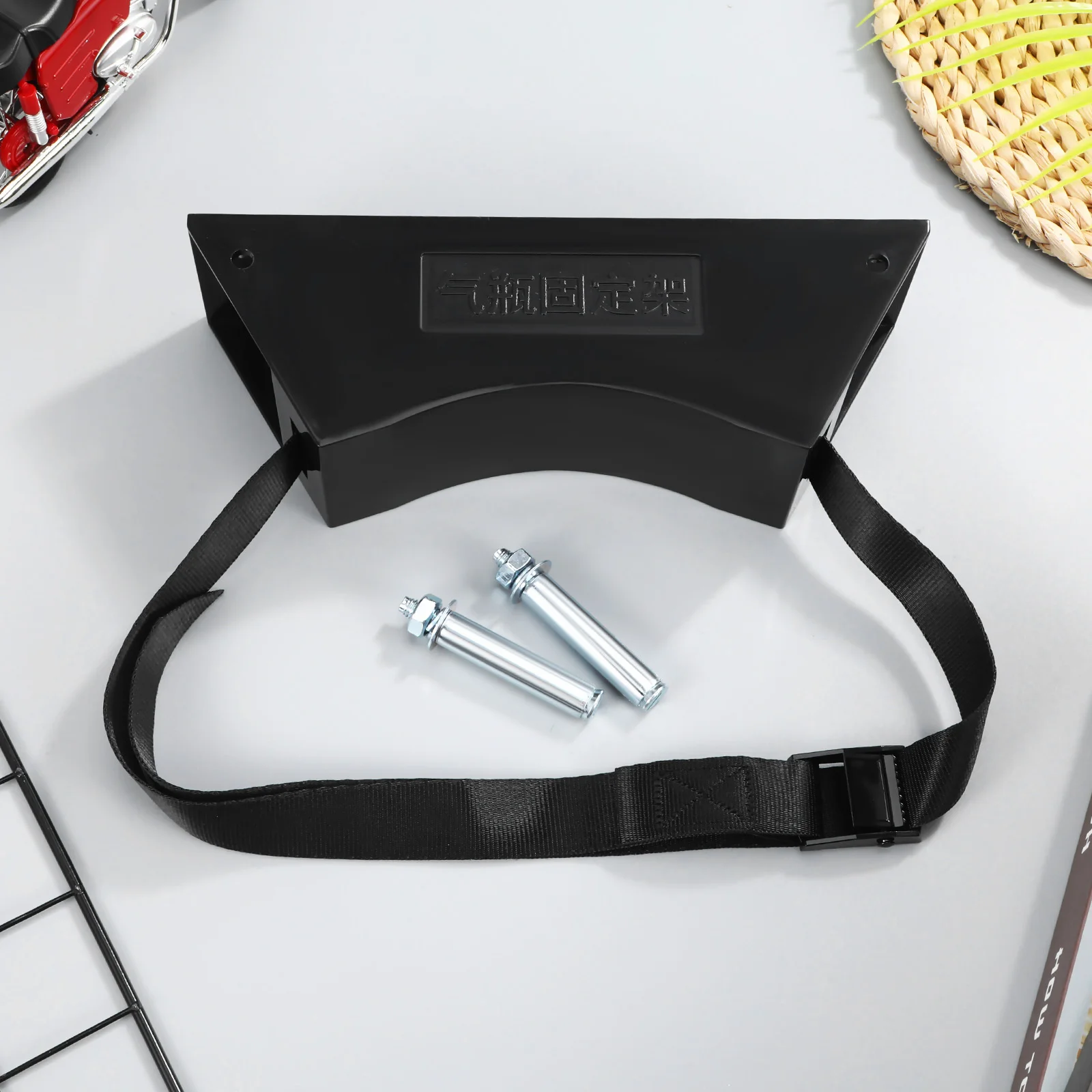 

Gas Cylinder Wall Bracket 40L Iron Plastic Mount For Propane Oxygen Hydrogen Tank Holder Heavy Duty Strap Durable Cage