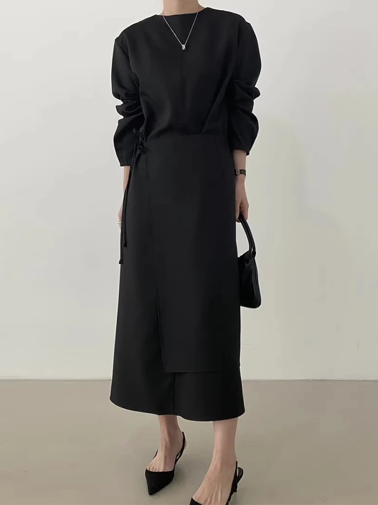 ชุดเดรสผู้หญิงทรงตรงแบบหลวมสไตล์ฤดูใบไม้ร่วง พร้อมกระโปรงซ้อนชั้น สวมใส่สบาย