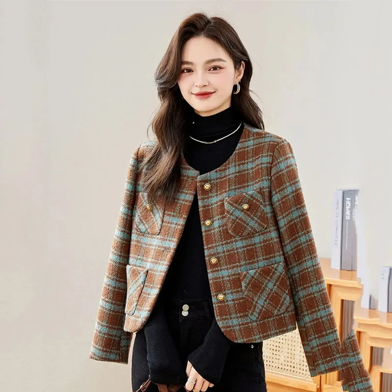 

2024 Autumn Winter Fashion Korean Plaid Contrast Woolen Coat Jackets Coats Women Small Fragrance Vintage Short Tweed Outerwear