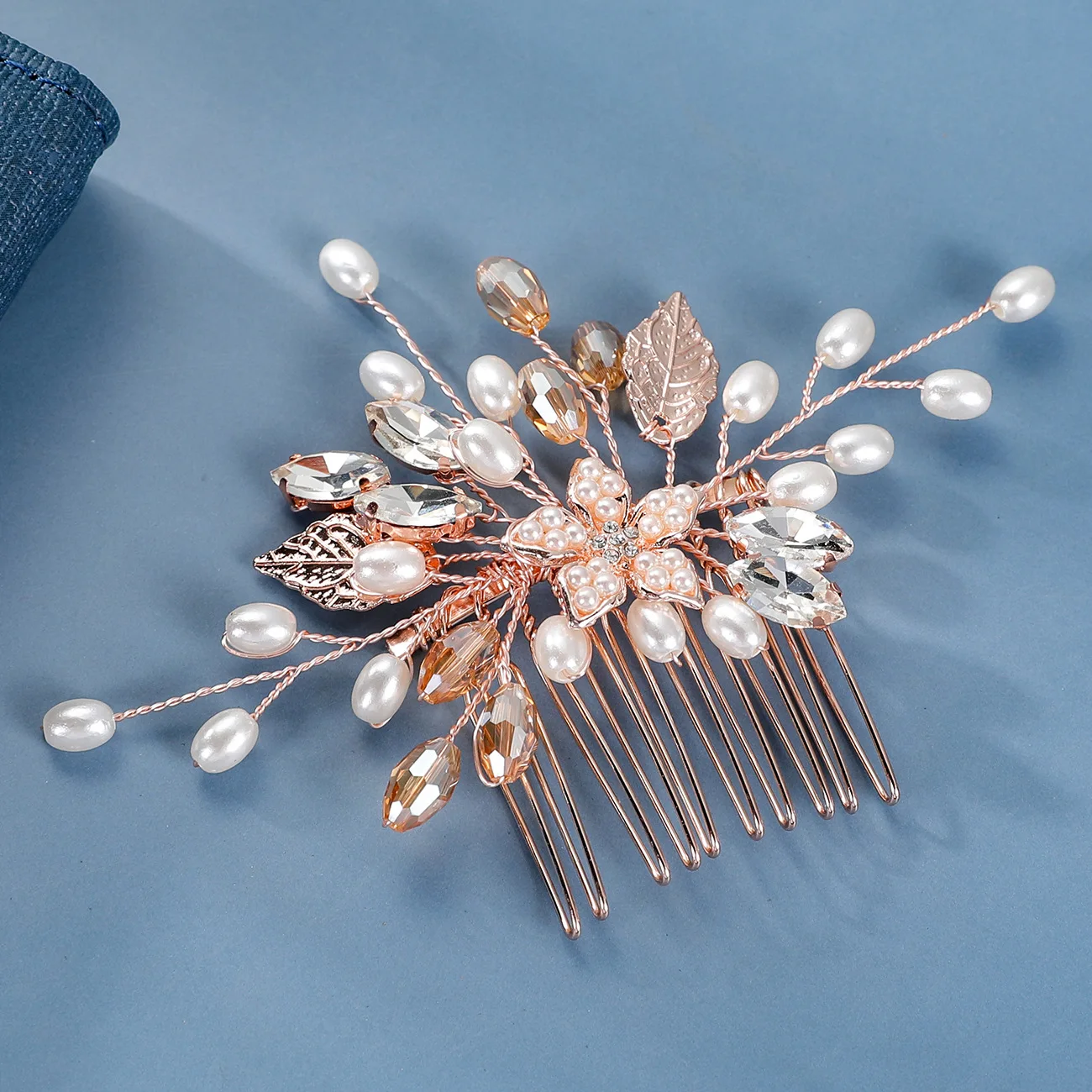 Bridal Hair Comb Elegant Women Alloy Flower Comb Barrette for Princess Hair Accessories Bridal Headpiece Hairstyle Design Tools