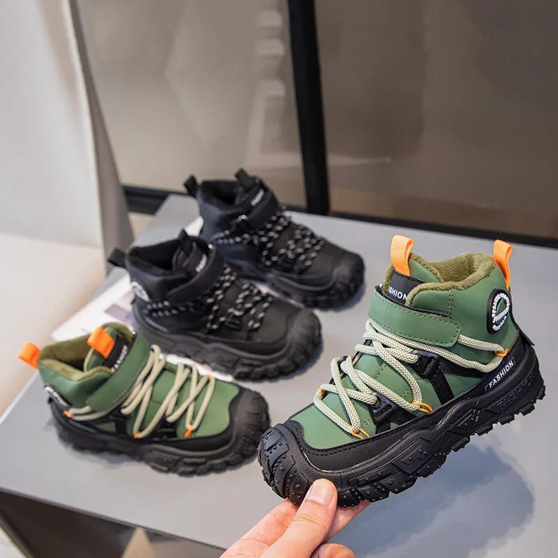 

Botas 2025 зимние новые зимние ботинки для мальчиков, удобные нескользящие детские кроссовки, простые универсальные повседневные ботильоны для девочек, Zapatillas Hombre