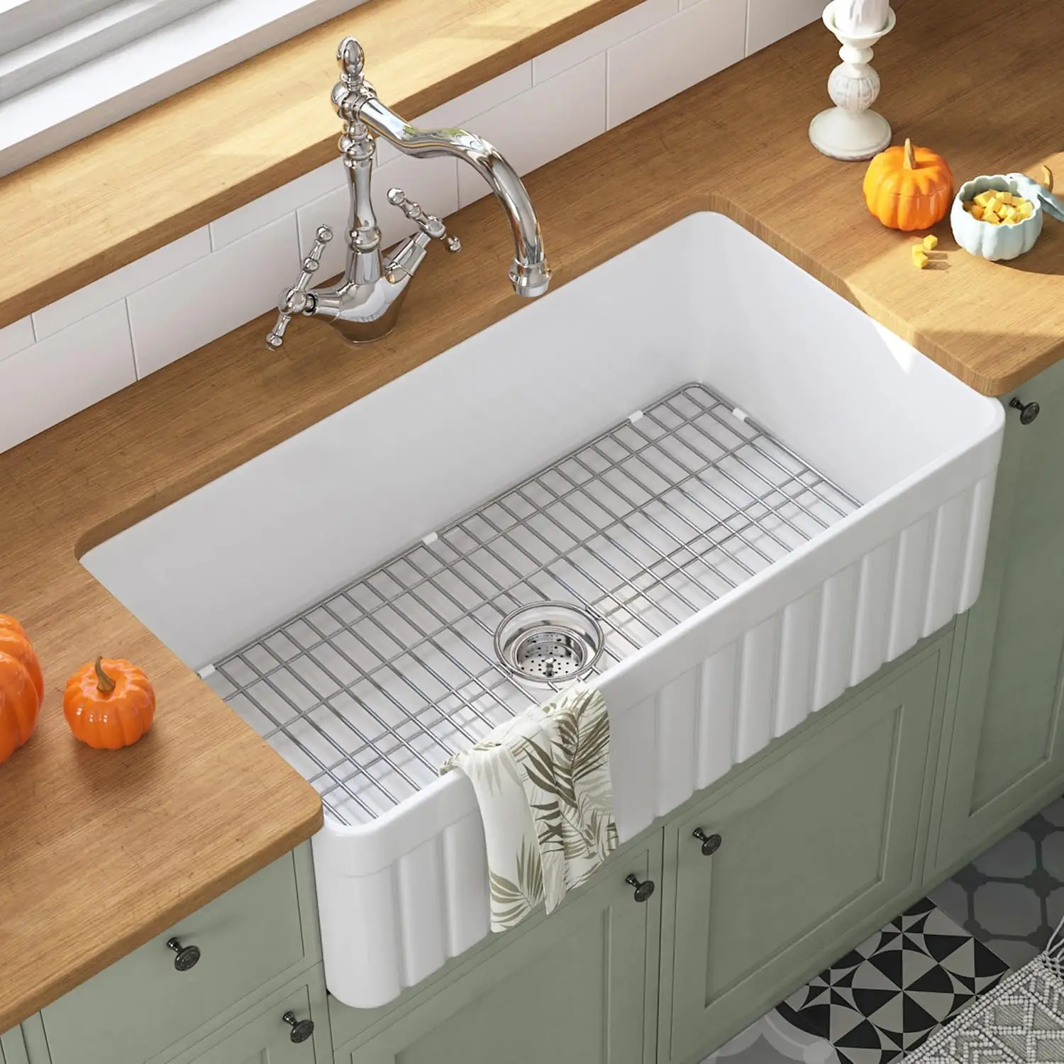 

33-Inch White Fireclay Apron-Front Farmhouse Sink, Single Deep Bowl, Drop-In or Undermount, Includes Grid and Strainer