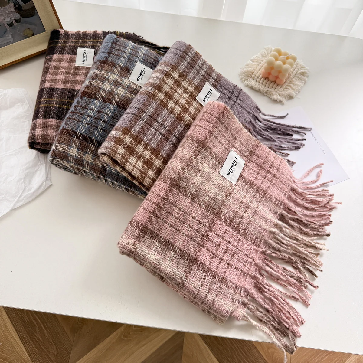 New college style plaid scarf women, Korean atmosphere temperament versatile autumn and winter warm fashion women daily