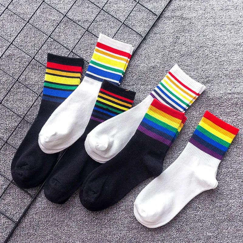 

Women Striped Rainbow Socks Woman White Black Calcetines Meias Mulher Skarpetki Meias Meia Calcetas Mujer Chaussette Sock Sokken