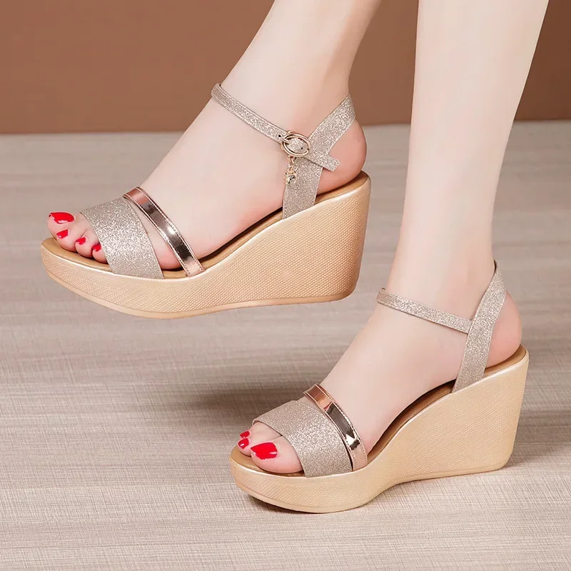 Small Plus 32 33-43 Bling Street Style Platform Wedges Shoes Summer 2025 Elegant Beach High Heels Sandals for Women Office