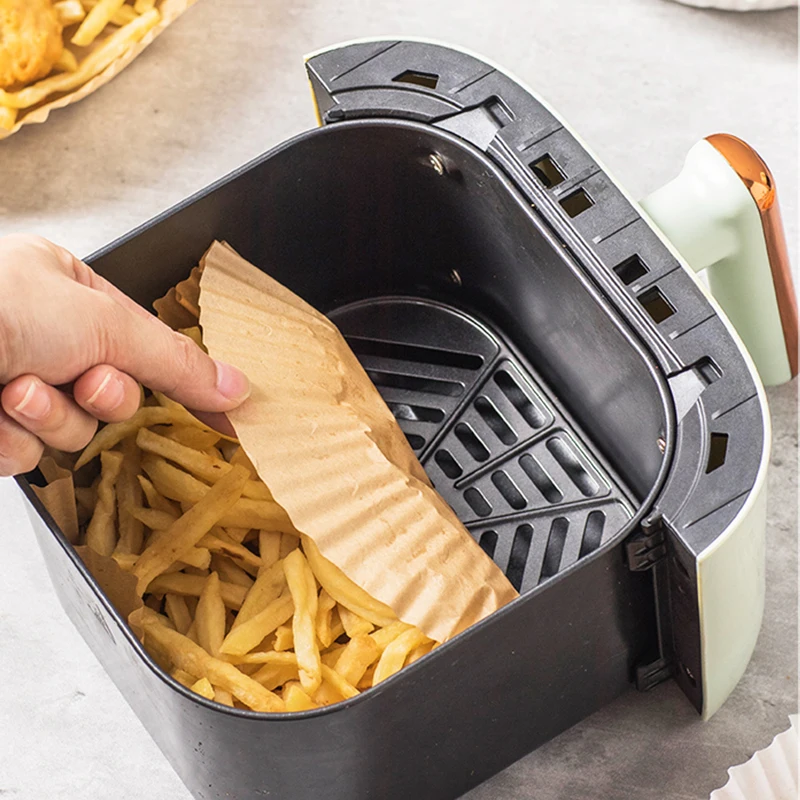 100/50/30 pz usa e getta friggitrice ad aria fodera di carta 16/20CM a prova di olio a prova di acqua Airfryer usa e getta vassoi di carta da cucina carta da forno