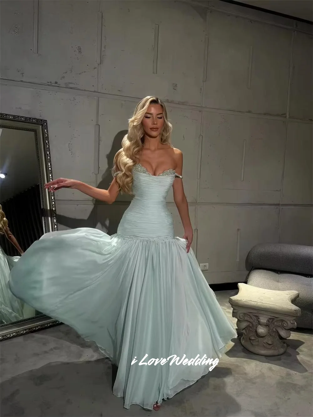 

Blue Sweetheart Beaded Prom Dresses Sleeveless Off Shoulder A-Line Backless Floor-Length Saudi Arabia Dubai Pleated Customized