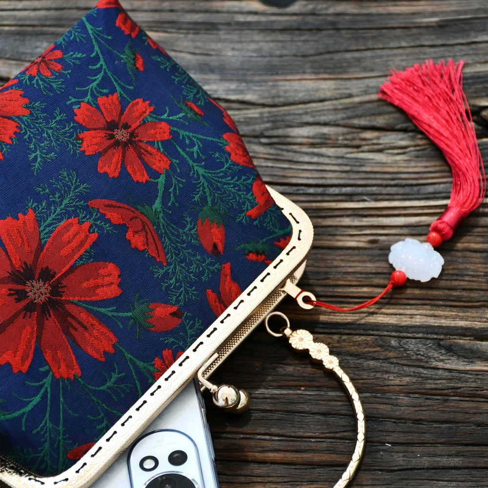 Classic Red Flowered Purse Bags Top Handle Shell Clutch Bags Floral Women\'s Handbags Beautiful Bag Fringe Bag Chain Strap Bags