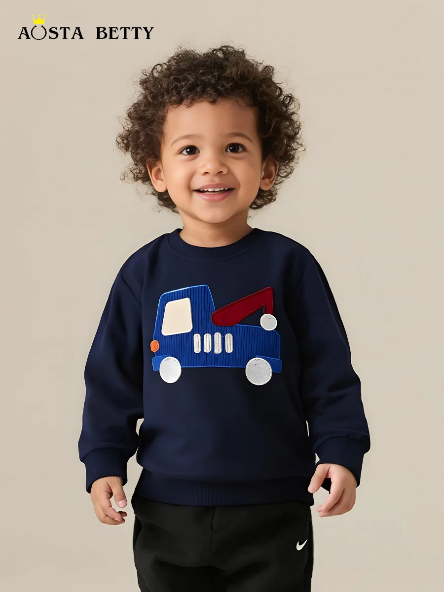 Europe and America fashion boy sweater autumn new children's long sleeve sweater car printing children's sweater.