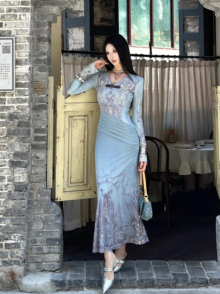 

Женское длинное платье с V-образным вырезом и синим принтом, эластичное, облегающее, с завышенной талией, с эффектом утяжки, с длинной юбкой-рыбьим хвостом, для ранней осени