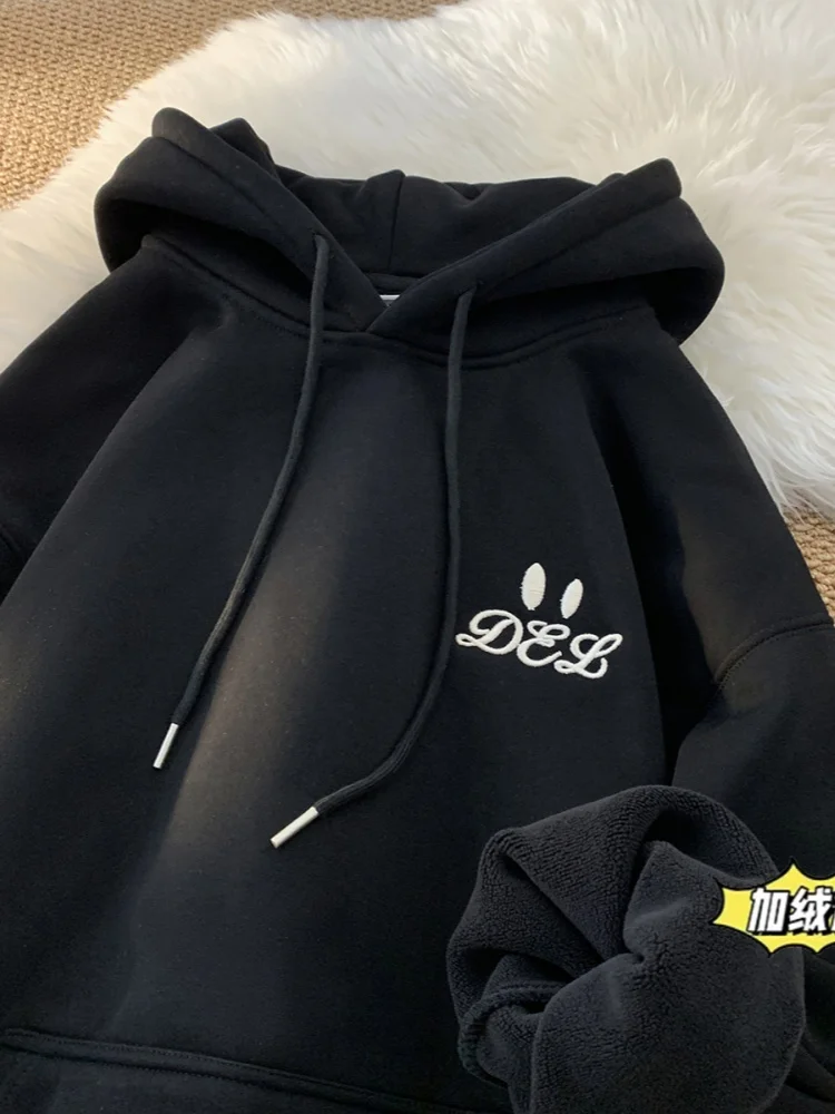 

Утепленная флисовая толстовка для мужчин и подростков, зимняя повседневная футболка с длинным рукавом, вышитыми надписями, устойчивая к сминанию, износостойкая.