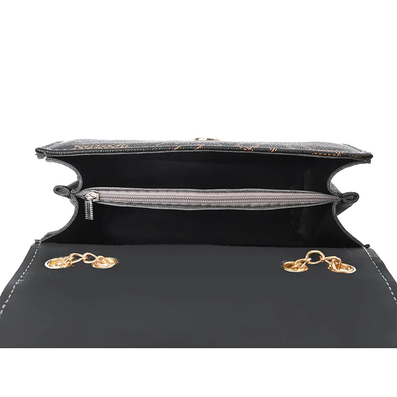 Women's Bag 2024 New Shoulder Bag Fashionable Versatile Chain  Korean Version Simple and Stylish Small Square Bag image 3