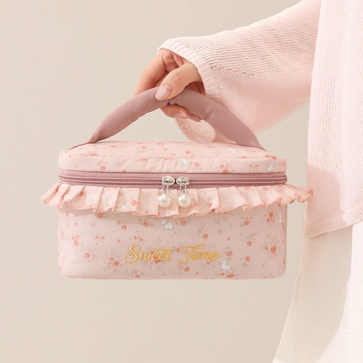 C Sweet Floral Ruffle Makeup Case Sweet Time Embroidery Handheld Cosmetic Bag Large Capacity Travel Toiletry Organizer For Girls