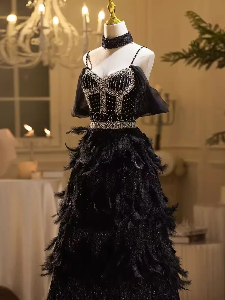 Tatsächliches Bild Gothic schwarz Abend garderobe Abendkleid V-Ausschnitt Kristall feder eine Linie Frauen Hochzeits feier Kleider Abschluss ball Anlass