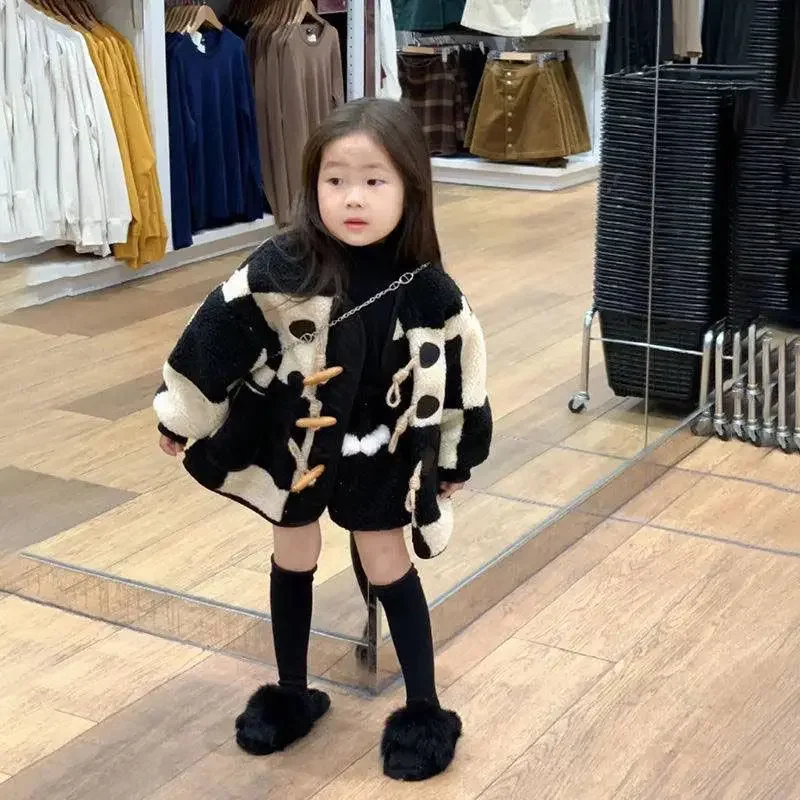 Girls Coat New Winter Lamb Wool Coat Stylish and Thick Cowhide Button Plush Checkerboard Pattern Coat