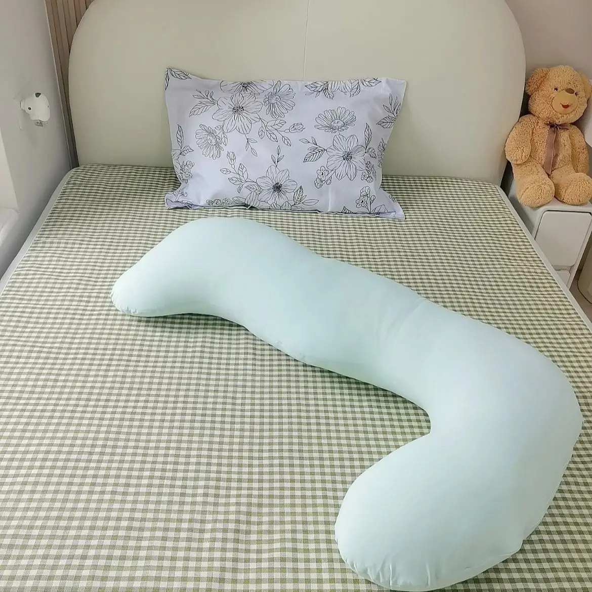 Summer Cool Feeling Ice Silk  Shoe Shaped Pillow Leg Clasping Side Sleepers Women's Special Maternity Bed Pillow Long Cu...