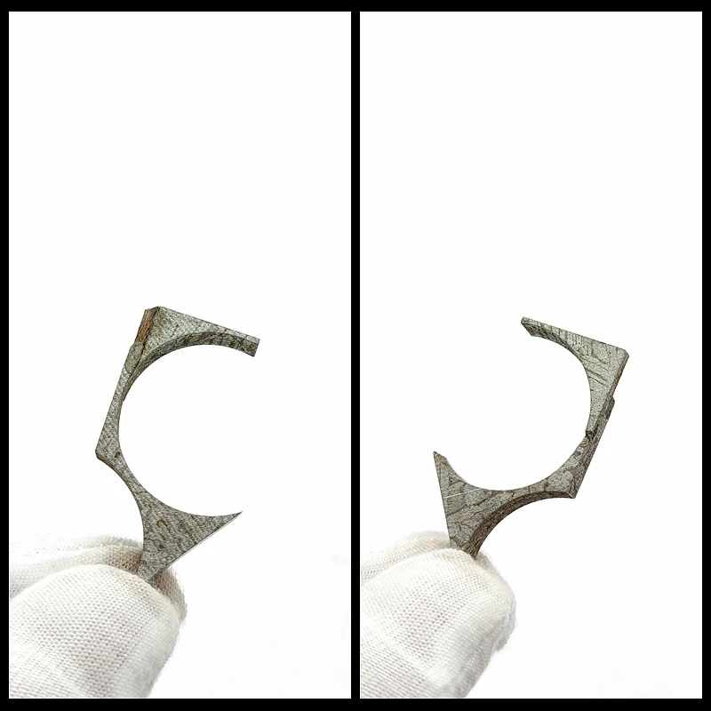 خردة / بقايا مجوهرات من الحديد النيزك، شريحة غير مقطوعة ذات شكل عشوائي مغسولة بالأحماض مع نمط Widmanstatten، مطلية بمضادة للأكسدة #4