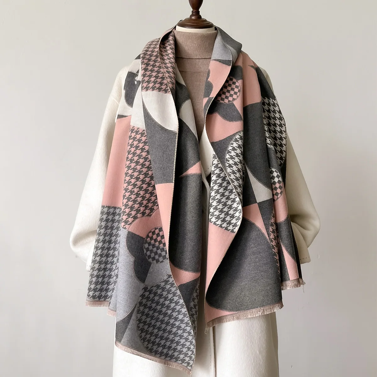 Nieuwe Geruite Mode High-End Imitatie Kasjmier Warme Lange Sjaal Mantel Met Een Sjaal Op De Top En Airconditioning Cape Voor Vrouwen