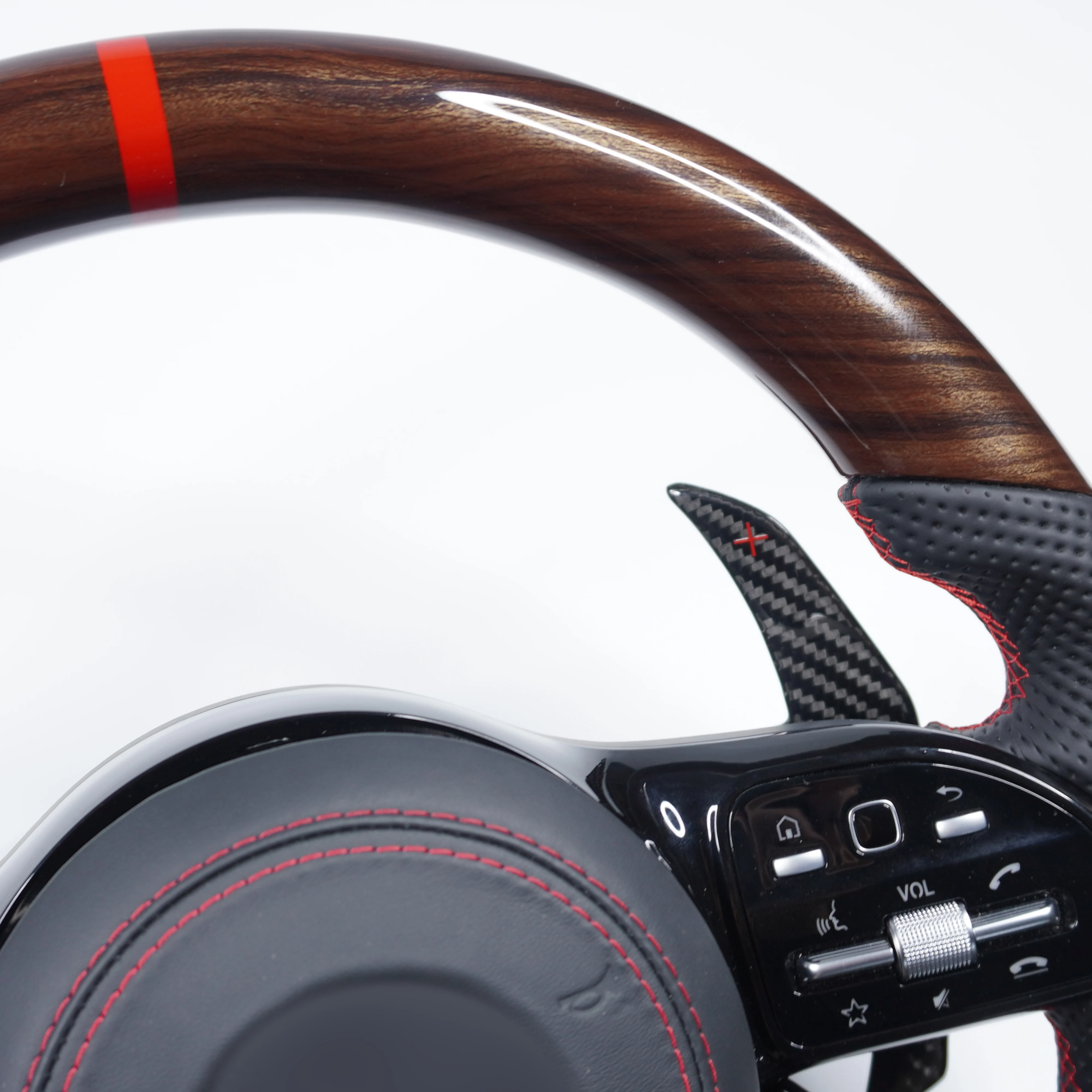 عجلة قيادة خاصة من ألياف الكربون والحبوب الخشبية المخصصة لسيارة Mercedes Benz 809 AMG A/C/E Class W213 W203 W205 AMG