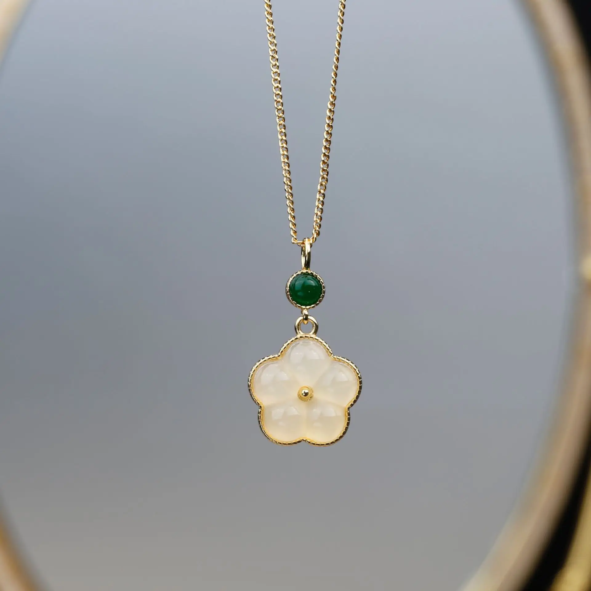 Rich Flower Imitation Hotan Jade Pendant Necklace Women's Luxury Collar Chain High Level 2023