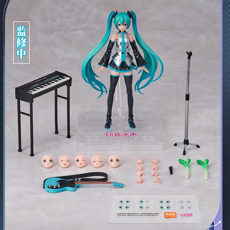 Original Hatsune Miku Animation Game Peripheral Toys Fantasy Edition Anime Action Movable Figure Model Collection