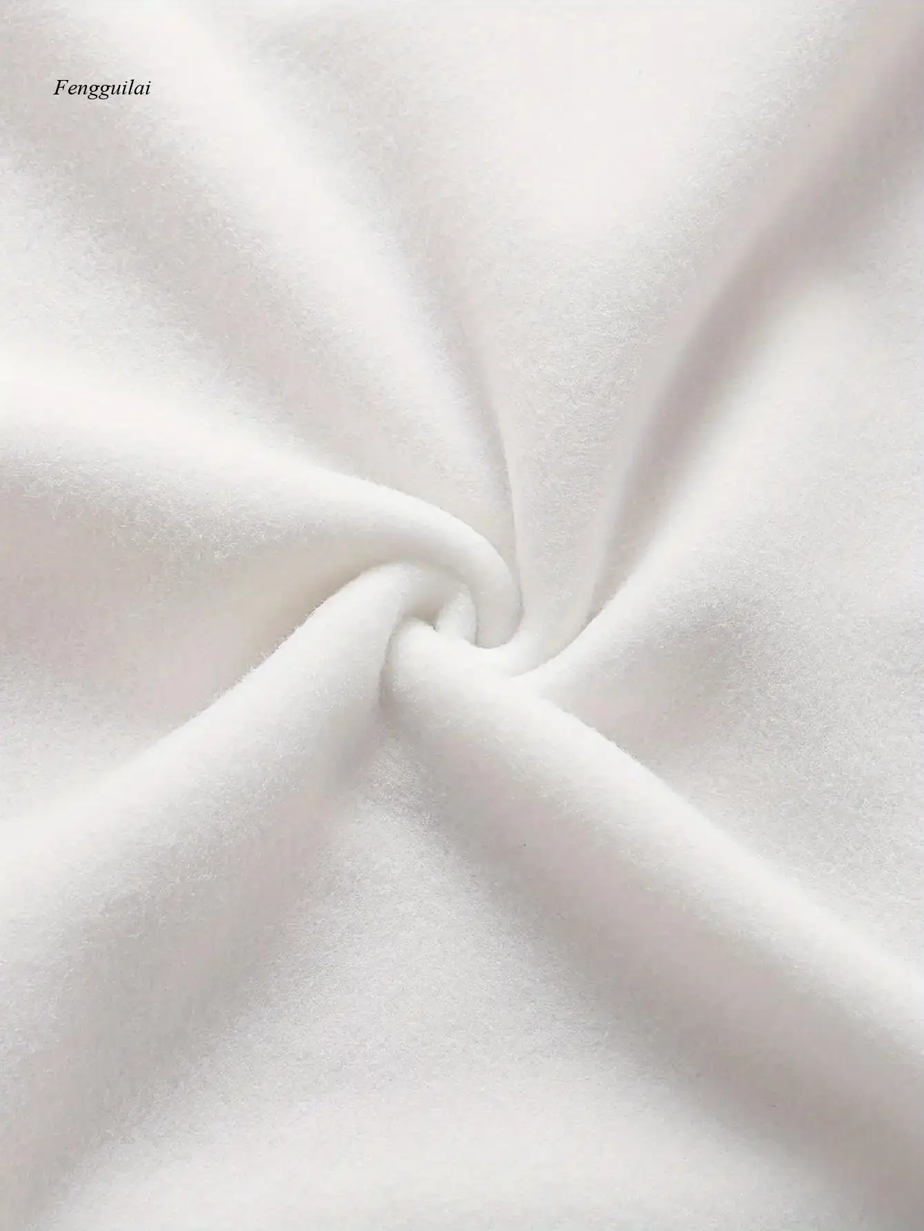 Bluza z kapturem z grafiką Wilka i Owcy |   Ciepły, wygodny, z długim rękawem, styl casual, idealny na jesień/zimę, można prać w pralce