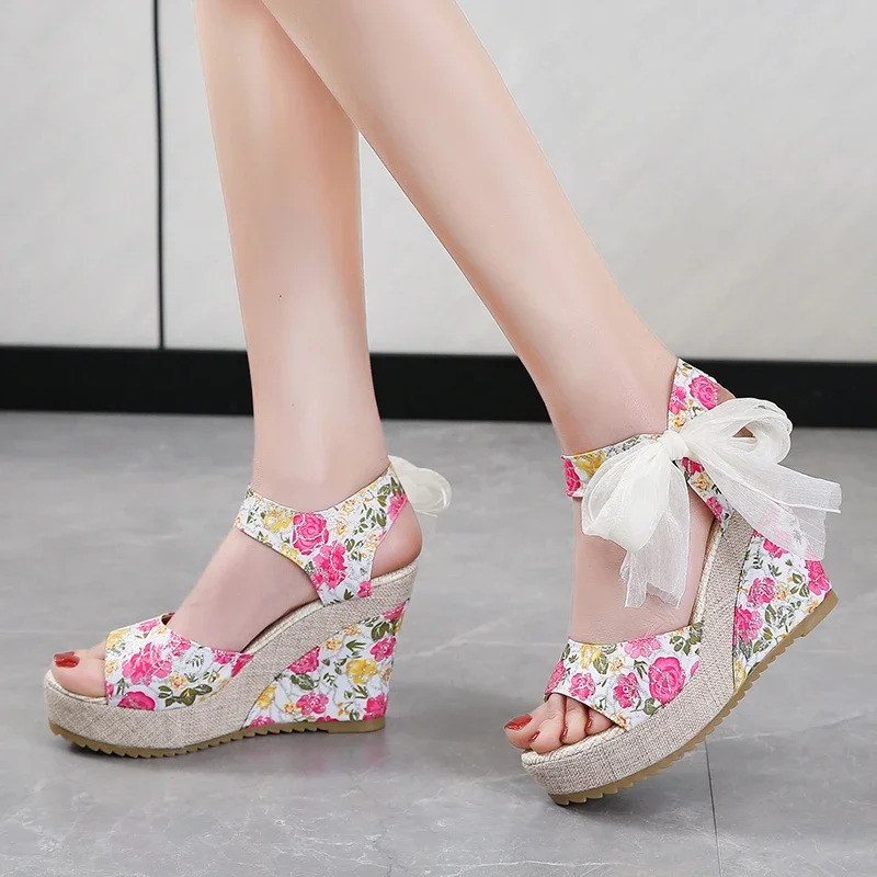 Brand New Female Open Toe Platform Sandals Fashion Flower Print Lace-up Wedges High Heels Sandals Women Casual Party Woman Shoes