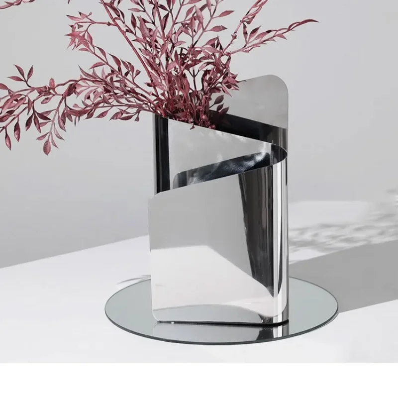 

light luxury S-type stainless steel vase ornament, living room TV cabinet, desktop entrance flower arrangement