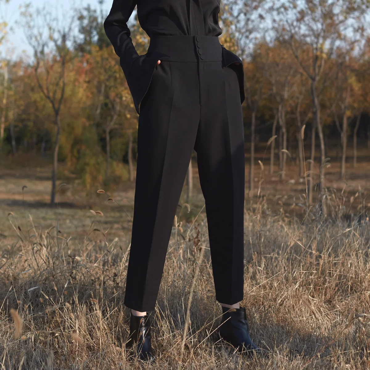 

Женские брюки Jolan Duo в стиле ретро, с четырьмя пуговицами, высокой талией, повседневные, цвет хаки, зауженные, длинные, из полиэстера (97%) и спандекса (3%)