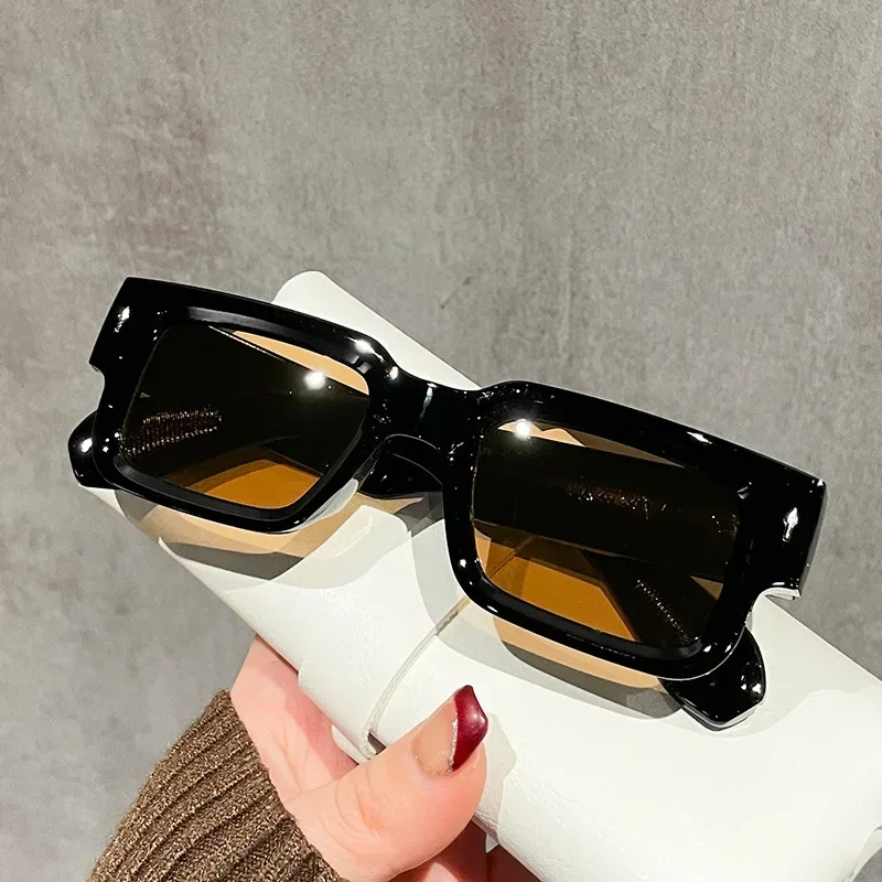 Fashion Retro Thick Leg Square Frame Sunglasses Men Women Popular Brand Small Frame Rice Nail Sun Glasses Black Yellow Glasses