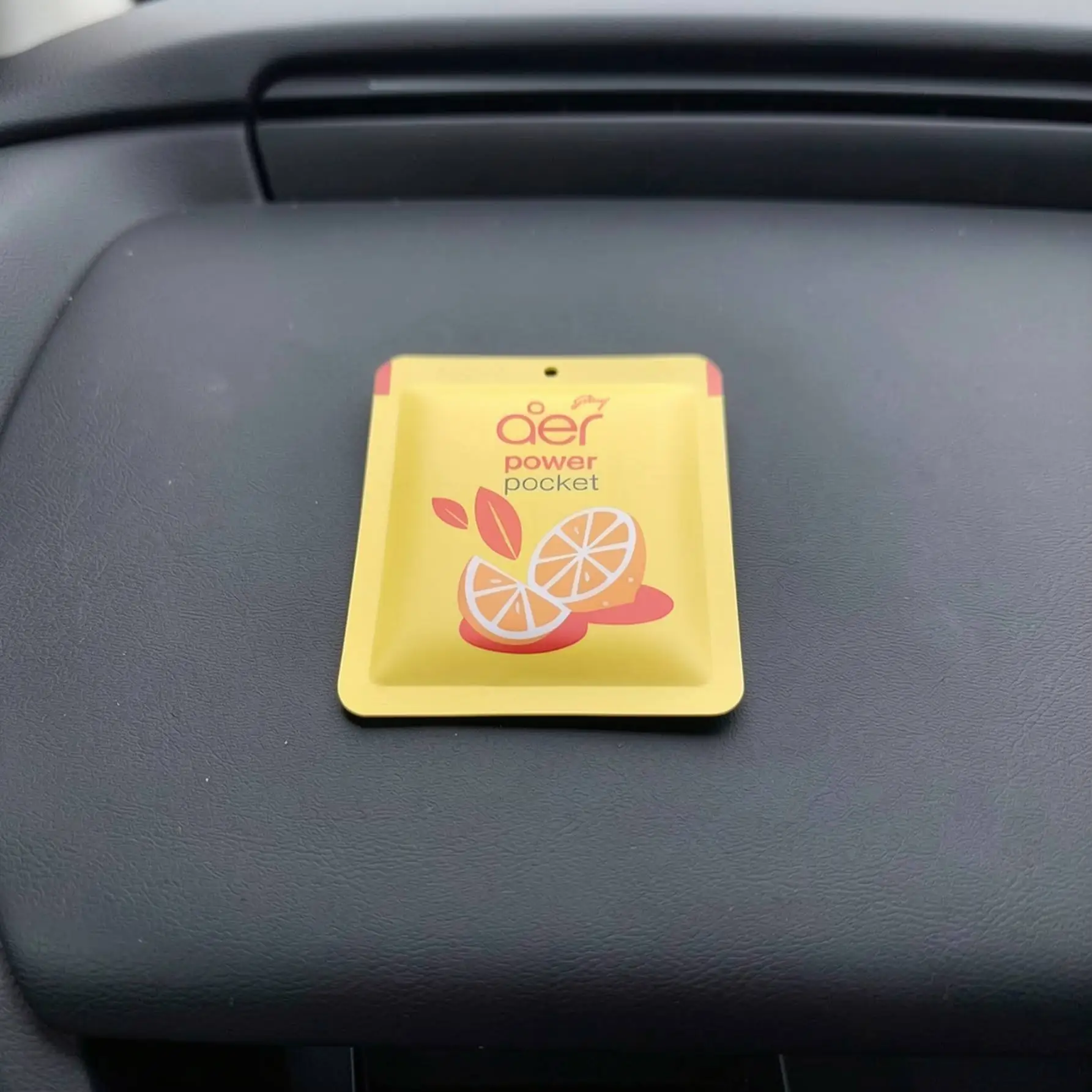 Car Aromatherapy Diffuser Essential Oil Air Freshener with Timer Function for Home Office