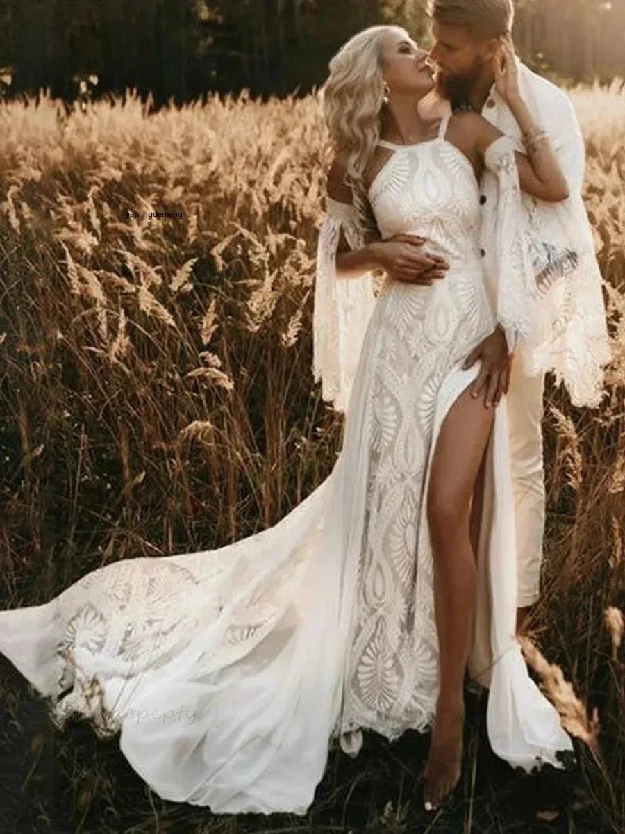 Boho Lace Mermaid Wedding Dress Halter Neck Open Back Vintage Rustic Side Slit Sexy Beach Bridal Gown Customized