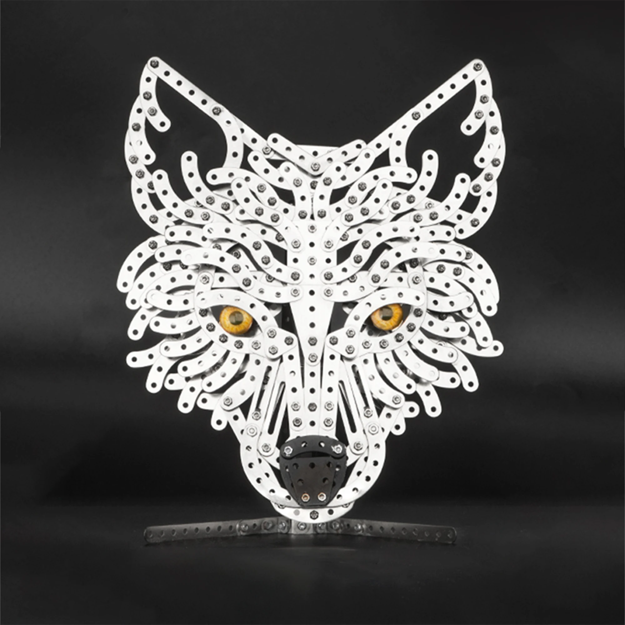 

3D Metal Puzzle Erector Set - 679PCS Wolf Design for Boys Adults and Men - Perfect Christmas Birthday Gift Ornament