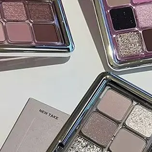 DIKALU 12-Color Glitter Eyeshadow Palette Fashionable Shiny Eye Makeup Long-Lasting Cement Color Cosmetic Palette