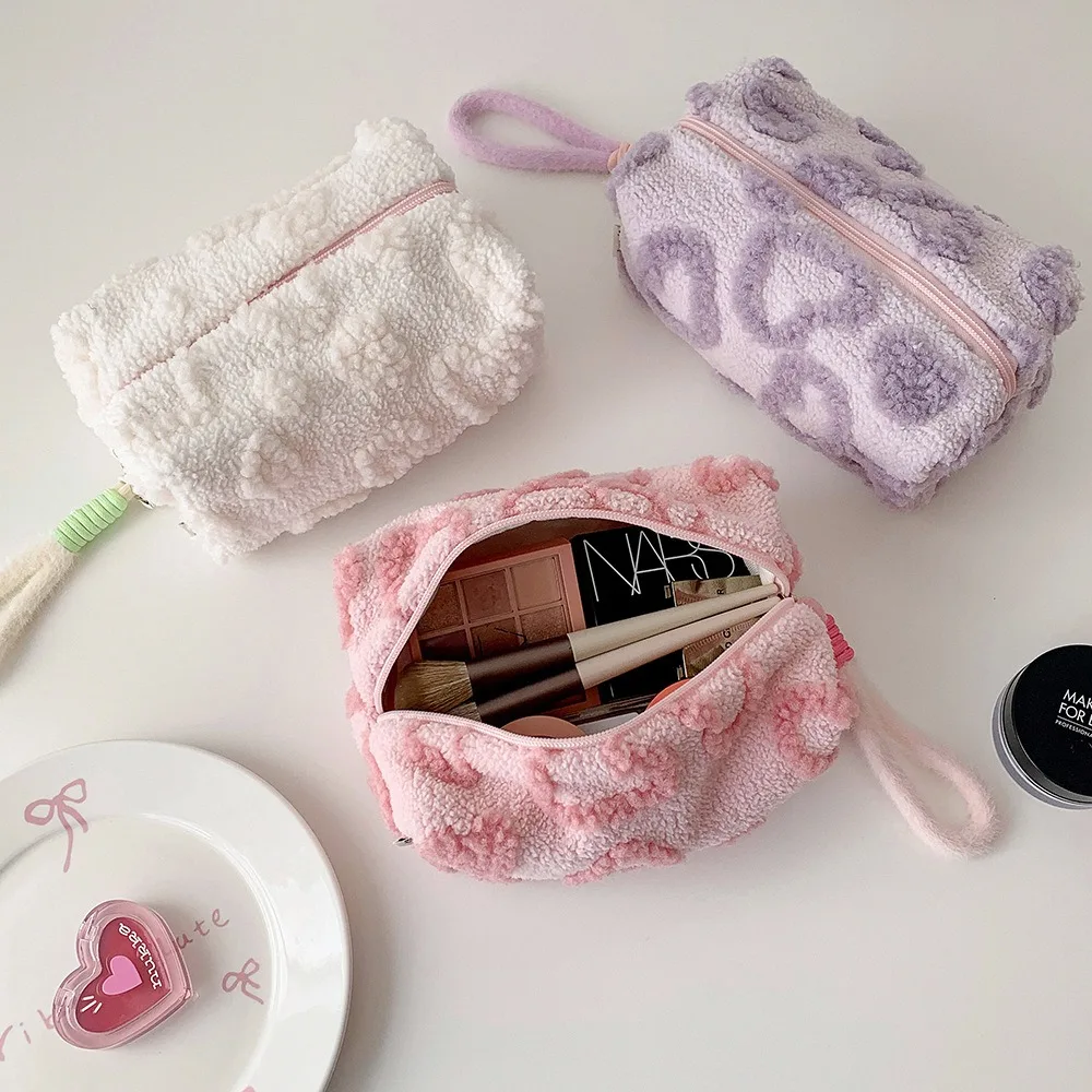 ins wind plush love cosmetic bag outdoor travel tote bag girl large capacity storage bag portable toilet bag