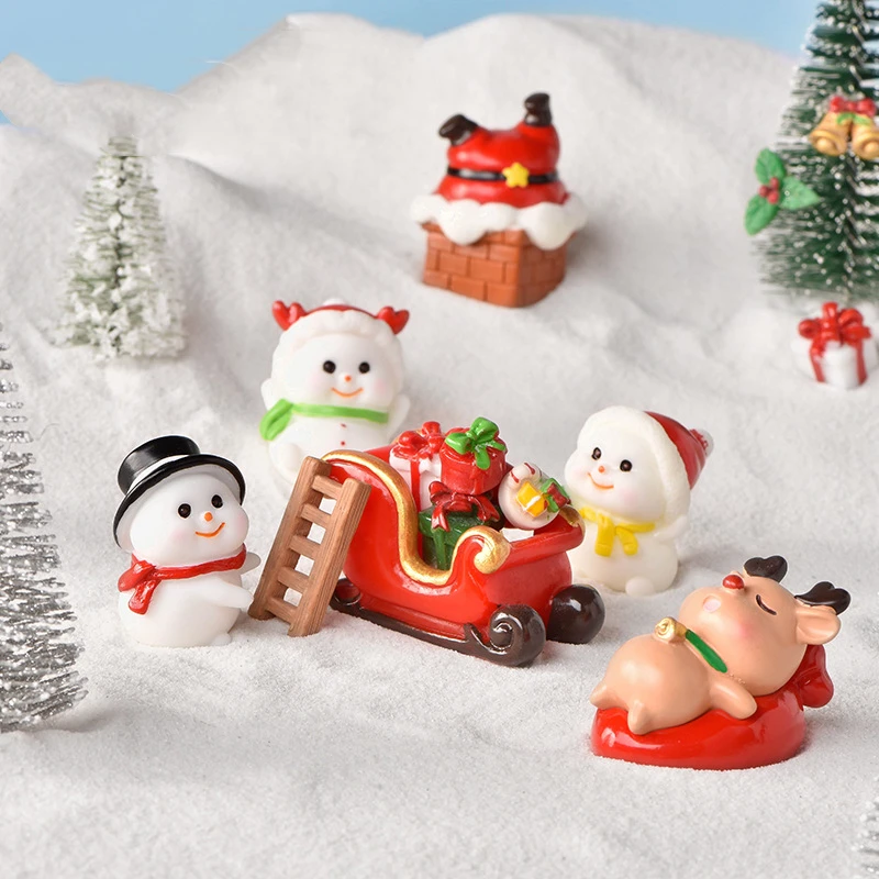 Cute Resin Christmas Ornaments Cartoon Santa Claus Snowman Desktop Small Ornaments Miniature Figurine Office Desktop Decoration