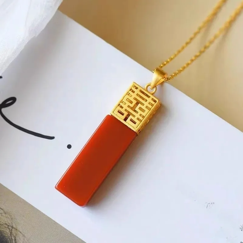 Colgante de estilo clásico de corte, vintage y versátil, con diseño de boda roja, cadena para suéter, accesorios para Qipao, joya de aleación chapada en oro.