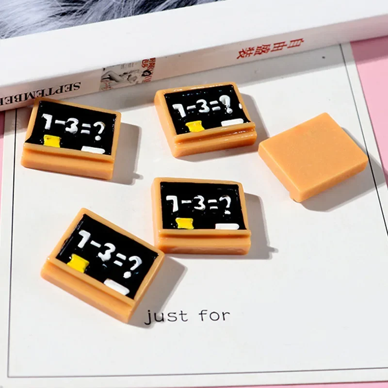 10pcs Cartoon Mini Resin Kawaii Phones Calculators Cabochon Figurine Craft Material Flatback Charm DIY Dollhouse Miniatures