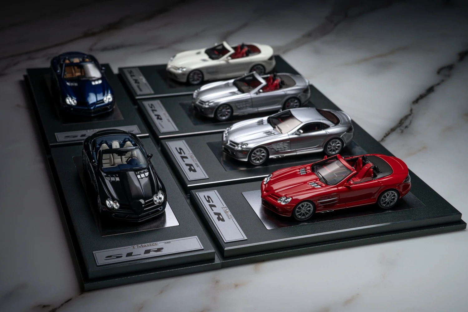 

TMASTER 1:64 SLR Convertible Diecast Model Car Resin Limited edition