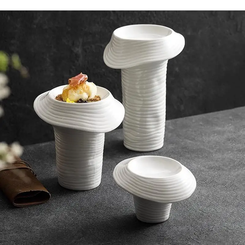 High Feet Ceramic Dinner Plate Restaurant Irregular Screw Thread Dessert Dish Snack Sushi Special Tableware