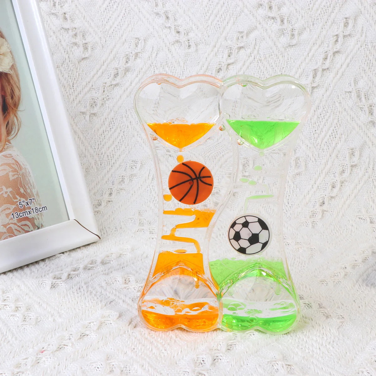 

Double Peach Heart Oil Leak Timer Orange Green Colorful Decorative Hourglass for Desktop Office Dorm Use Valentine's Day Gift
