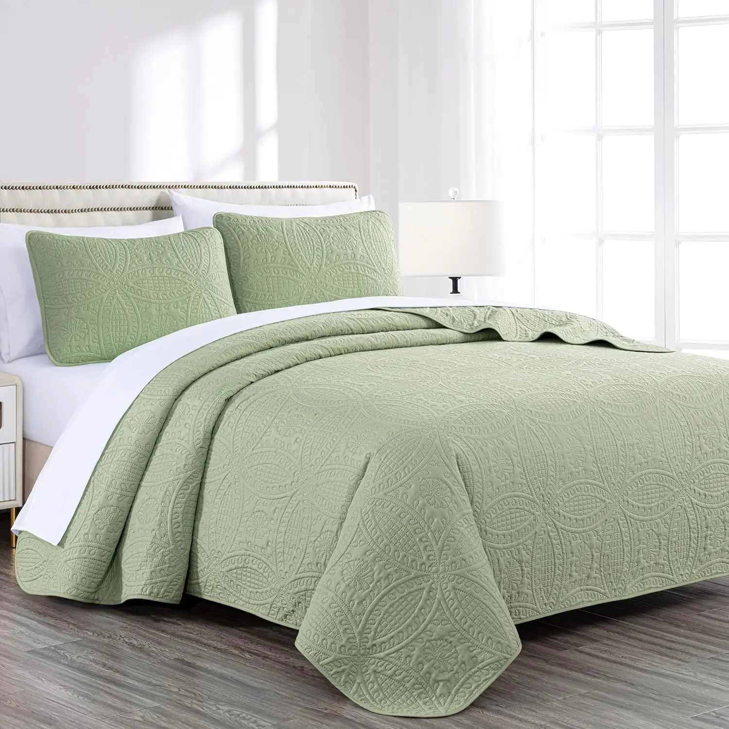 

Комплект покрывал Queen Sage Oversized - легкий, устойчивый к выцветанию, 3-х предметный комплект.