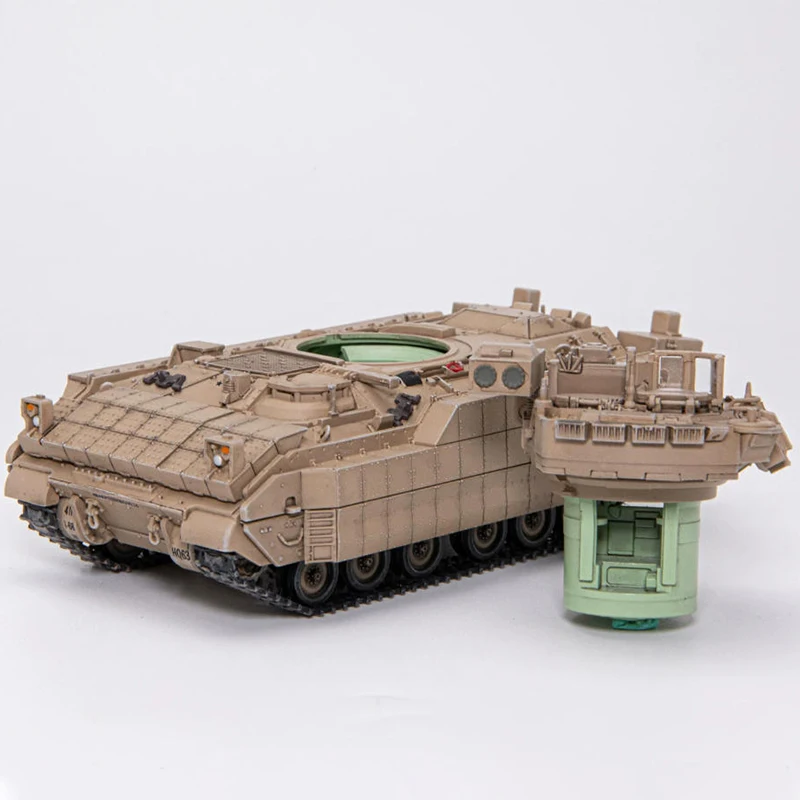 ARTISAN 1:72 Scale M2 Bradley Infantry Fighting Vehicle Simulation Plastic Tank Model Static Display Collectible Gift Souvenir