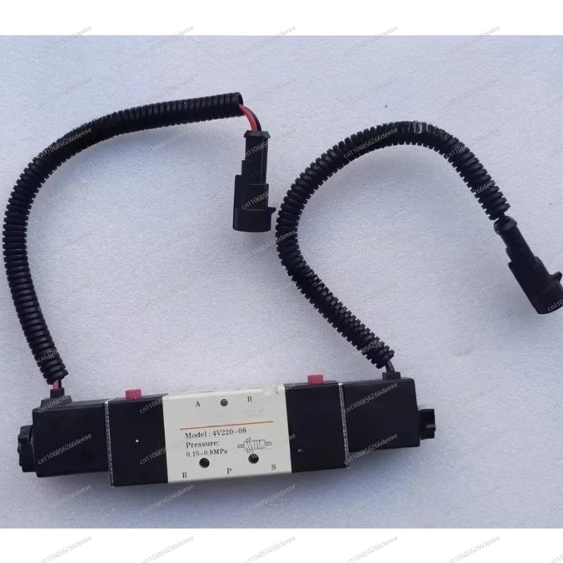 24V Solenoid Valve Coil Assembly For Crane Power Take-off System 4V220-08 PHS520D-8
