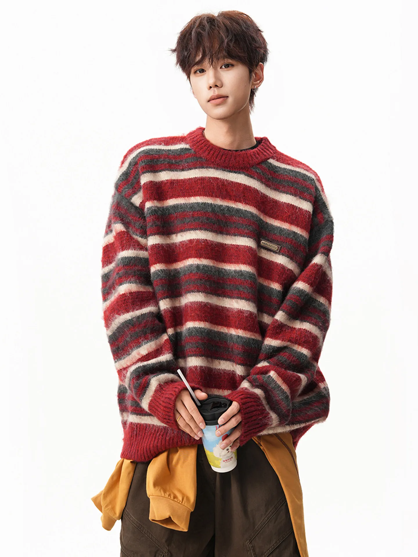 

Мужские пуловеры с меховым воротником, длинным рукавом, свободного кроя, для фестивалей, городские, креативные, уникальные, модные, молодежные, для активного отдыха, с вышивкой, свободного силуэта