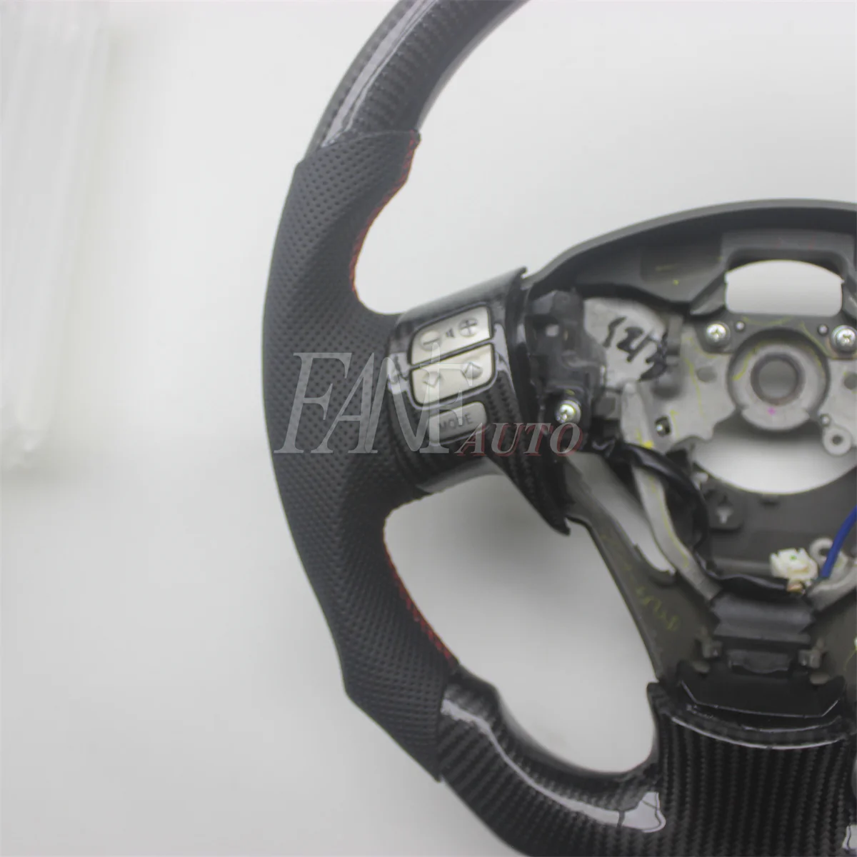 Replacement Real Carbon Fiber Steering Wheel with Leather for Toyota Corolla 2010-2013