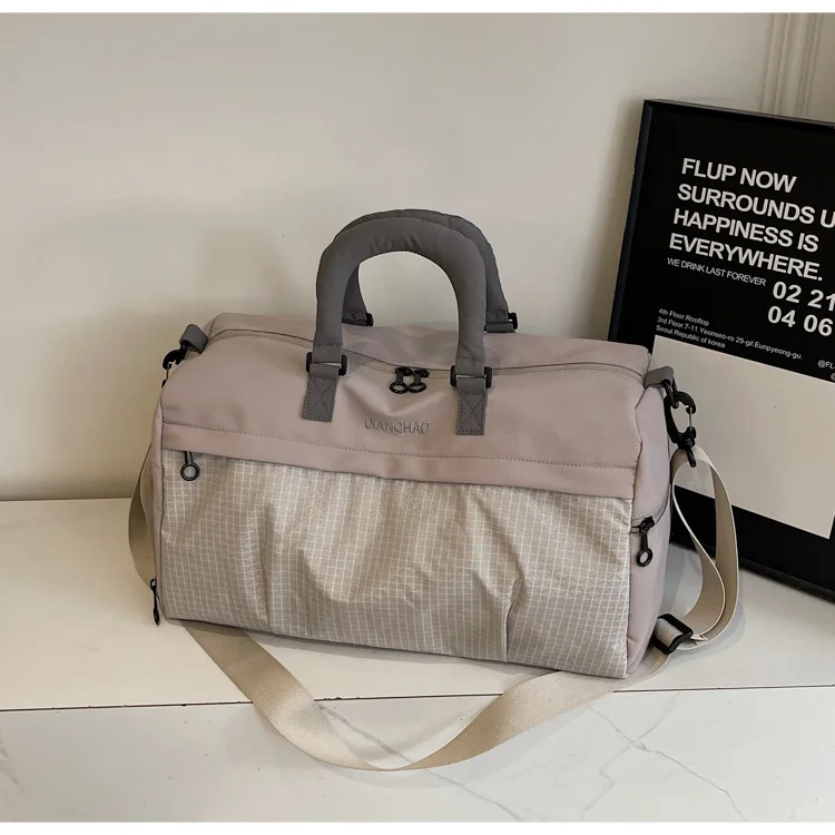 Large Capacity Travel Bag for Women Lightweight Gym Duffel Bag Shoulder Crossbody Weekender Bag for Short Trips